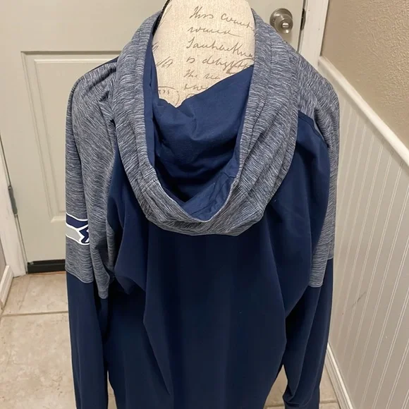 Seahawks hooded T-shirt - Picture 2 of 5